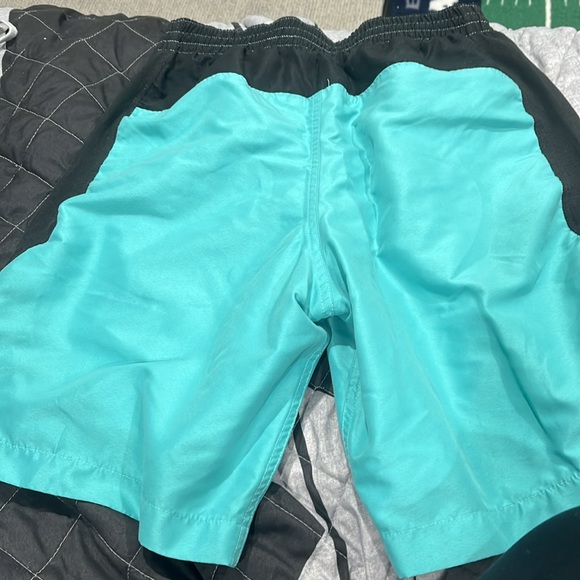 Men’s brand new swim shorts - Picture 4 of 4